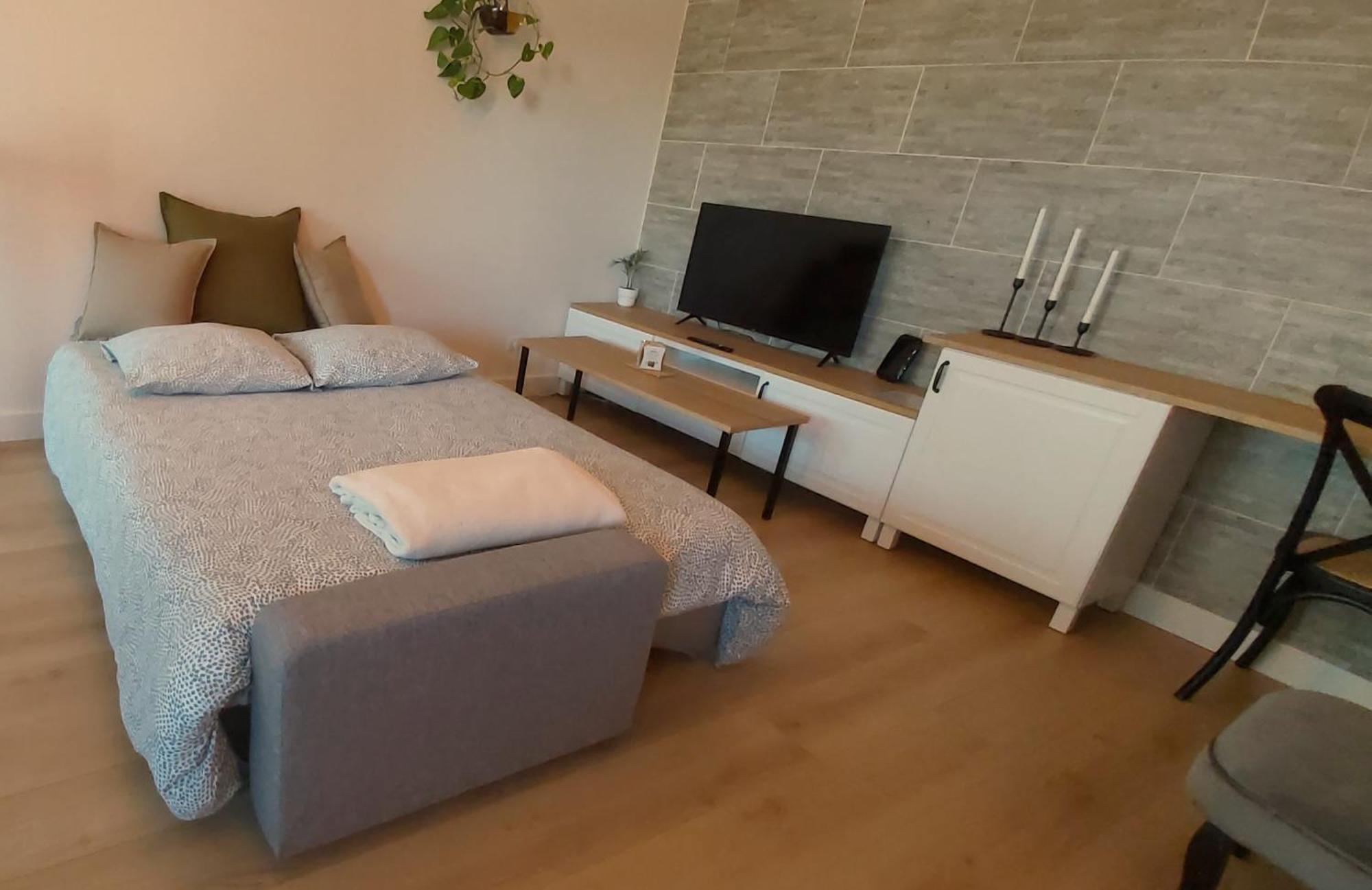 La Campagne Romantique - Avec Entree Autonome, Clim Neuve, Parking Prive & Sa Piscine ! - Saint-Sulpice  Exterior foto